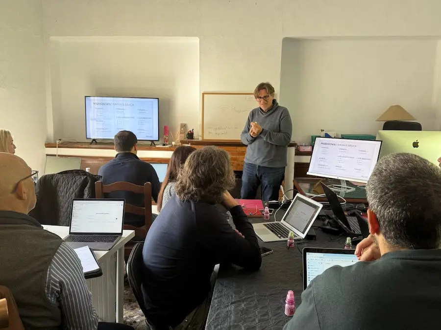 Daniel Escribano Coworking IA taller